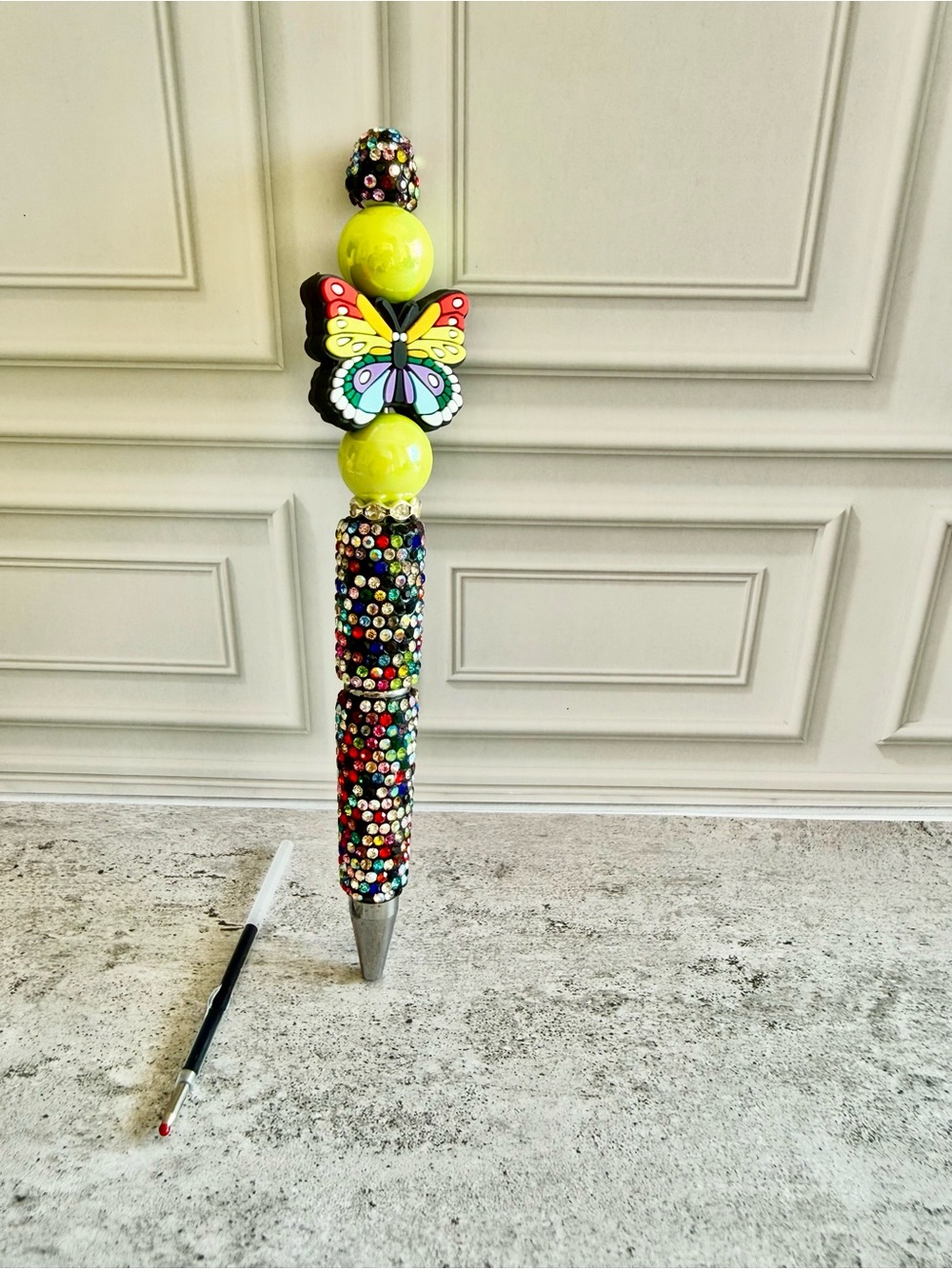 🌟 Butterfly With Crystal Beads and Multi Colored Rhinestones Barrel. Ink Refill